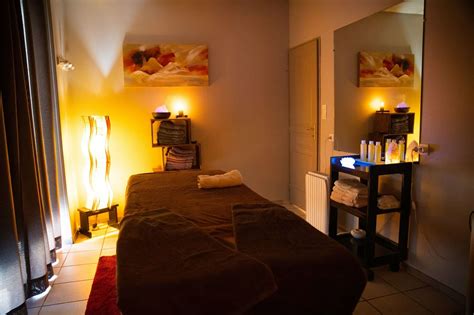 Massage sensuel complet du corps Maison de prostitution Marquette lez Lille